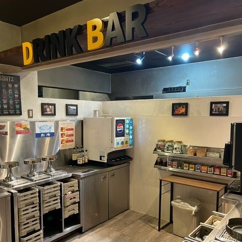パスタ マンジャーレZaZa上尾店の内観